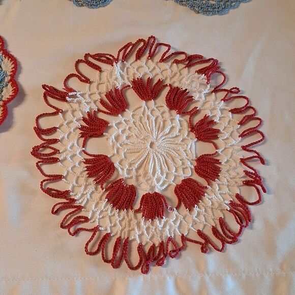 4 Pc. Handmade Vintage Crochet Doilies Set in Blue,Red, & White. - Picture 4 of 12